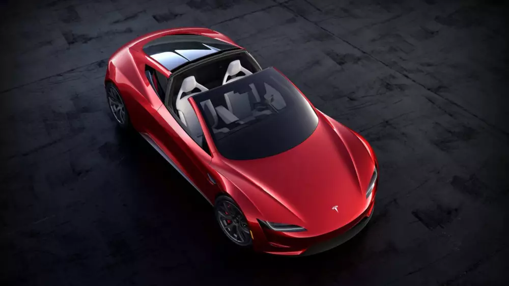 Tesla представит родстер с самым большим запасом хода