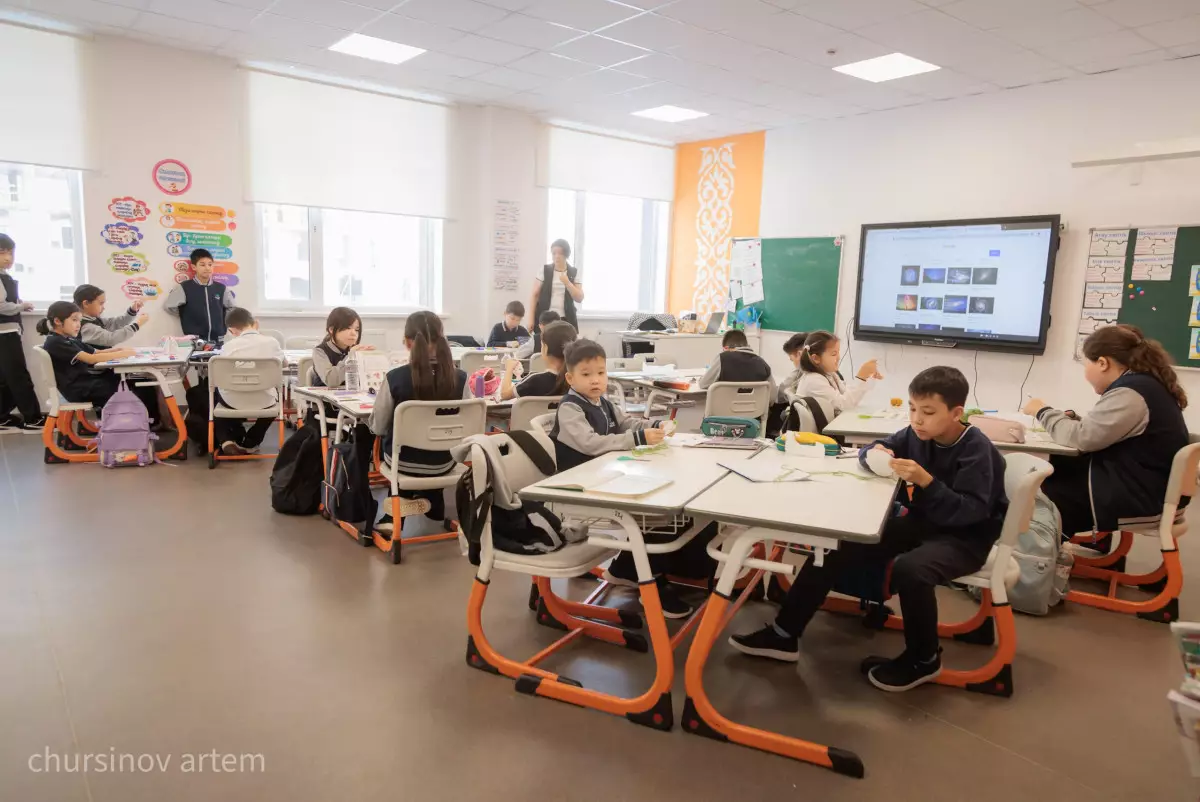 В Казахстане вакантны 490 должностей директоров школ