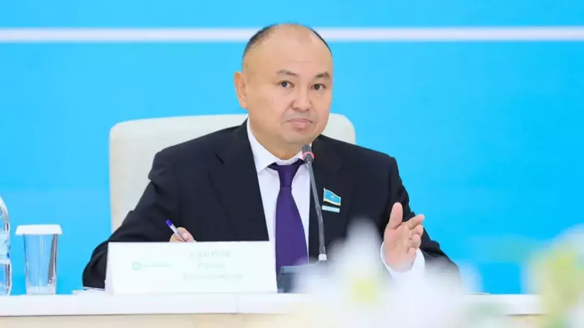 Депутат предложил уволить 10 тысяч сотрудников QazaqGaz и направить деньги на газификацию