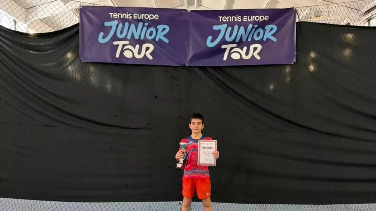 Юный теннисист из Казахстана выиграл международный турнир в Ереване