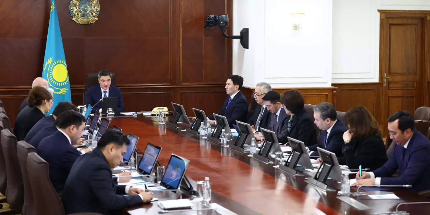 Бектенов Тоқаевтың тапсырмаларын орындауға министрліктерге уақыт берді 