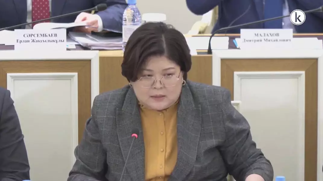 Конституциялық комиссияға 10 мыңнан астам өтініш түскен