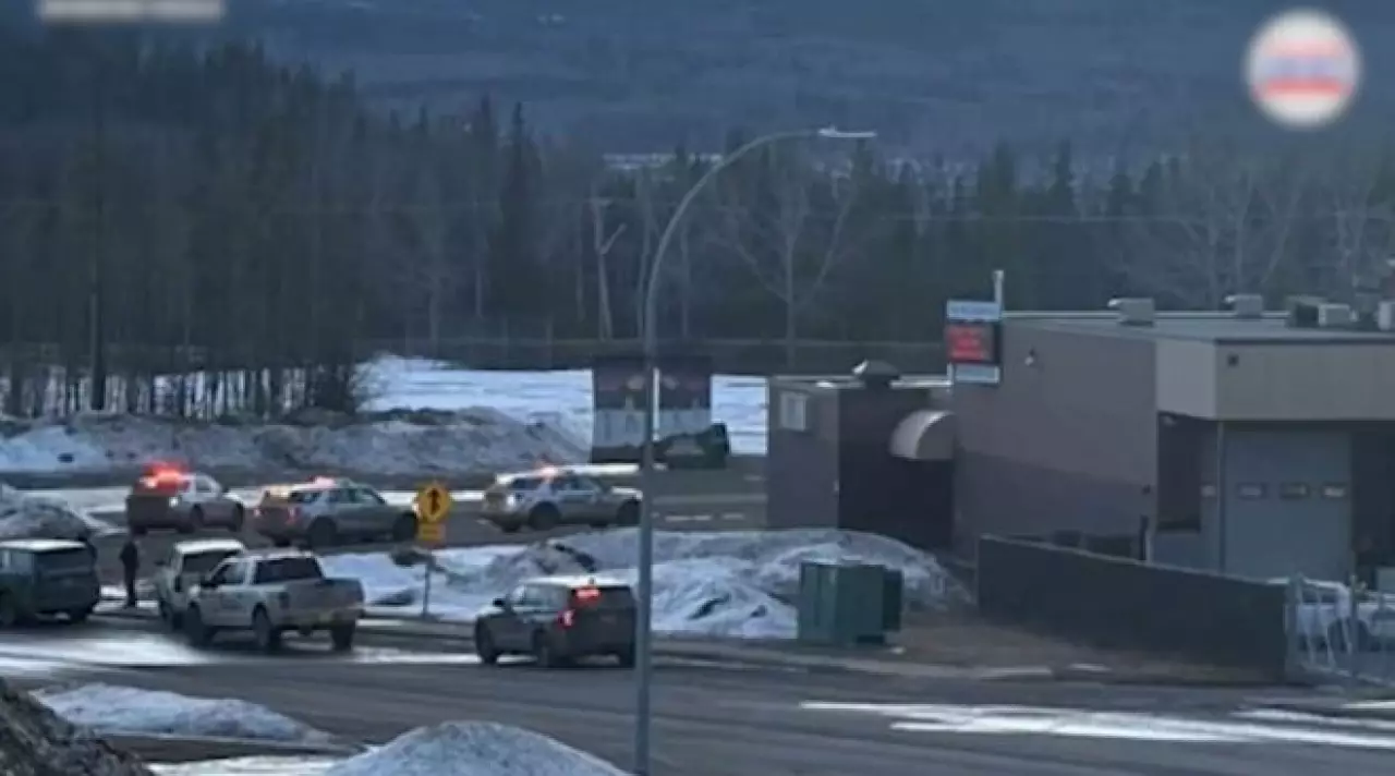 Стрельба в школе Канады: погибли 10 человек