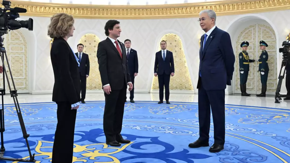 Послы Греции и Португалии вручили Токаеву верительные грамоты