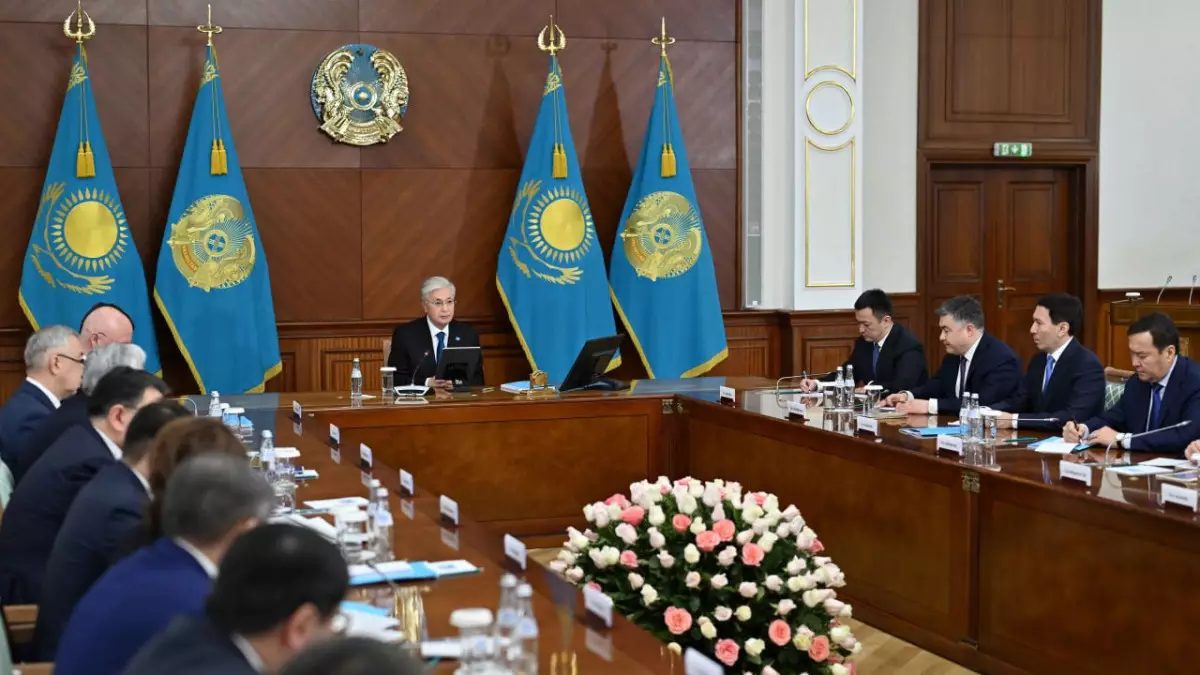 Сенатор: Азамат сенімі жүйелі шешімдер арқылы қалыптасады