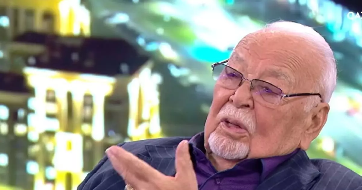  `Адам боп қалу, сабыр мен еңбек`: Асанәлі Әшімовтің толғанысқа толы жазбалары тарады (ФОТО) 