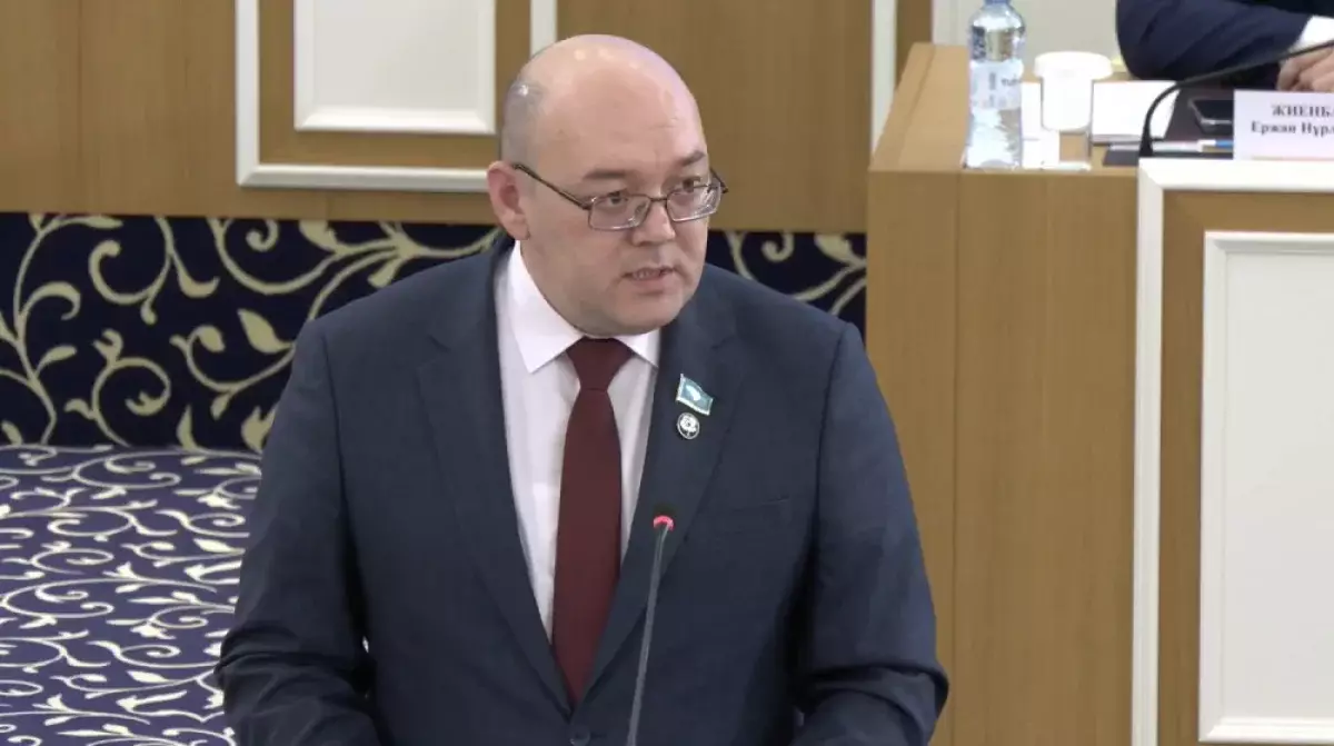 Новая Конституция формирует базу для устойчивой и человекоцентричной политики – Асхат Рахимжанов