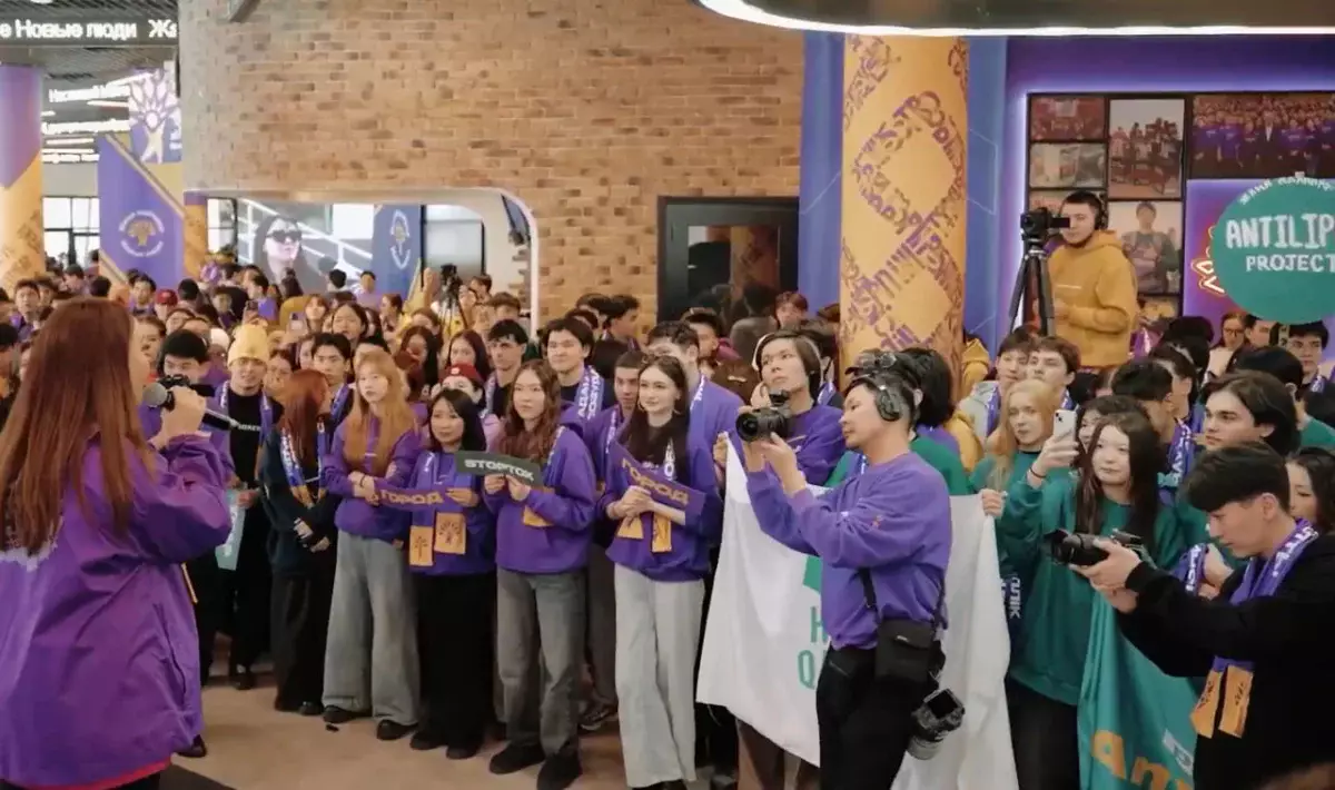 Созидательный патриотизм – основополагающий принцип страны: Жаңа адамдар о новом проекте Конституции