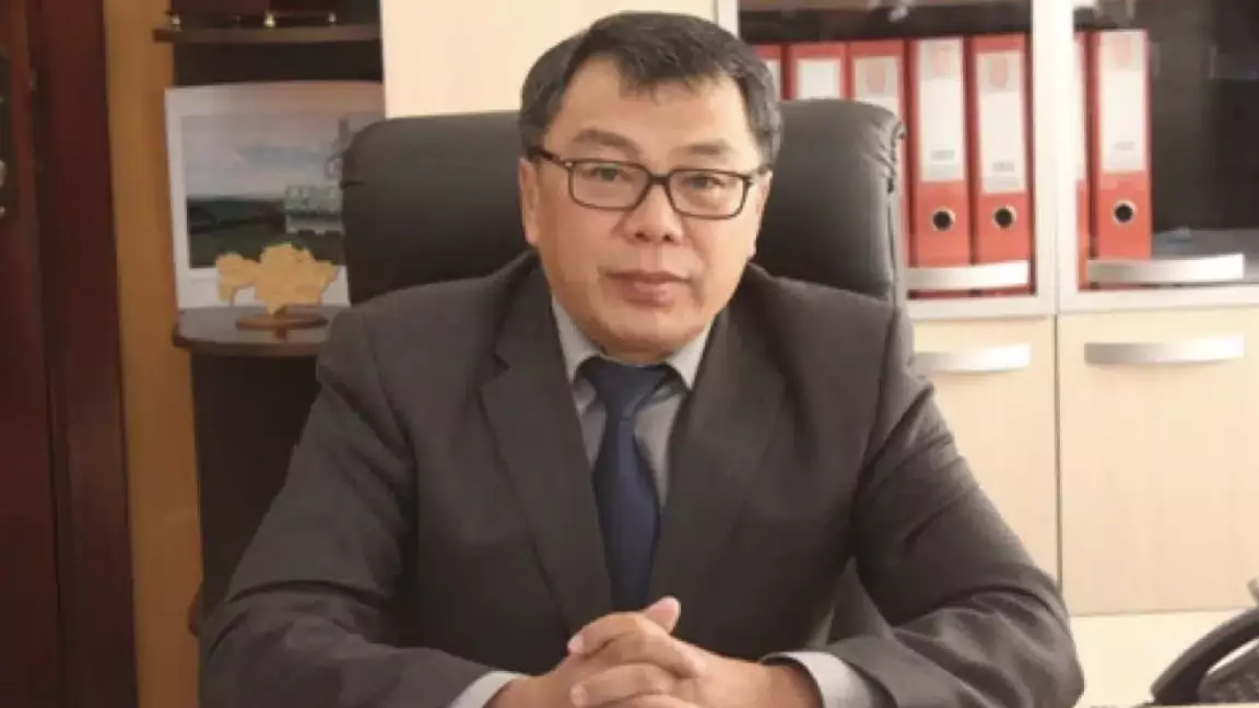 Абай облысында жемқорлық үшін сотталған экс-әкім "Құрметті азамат" атағынан айырылып қалды