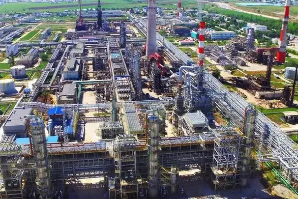 Украина предложила Казахстану участие в строительстве НПЗ