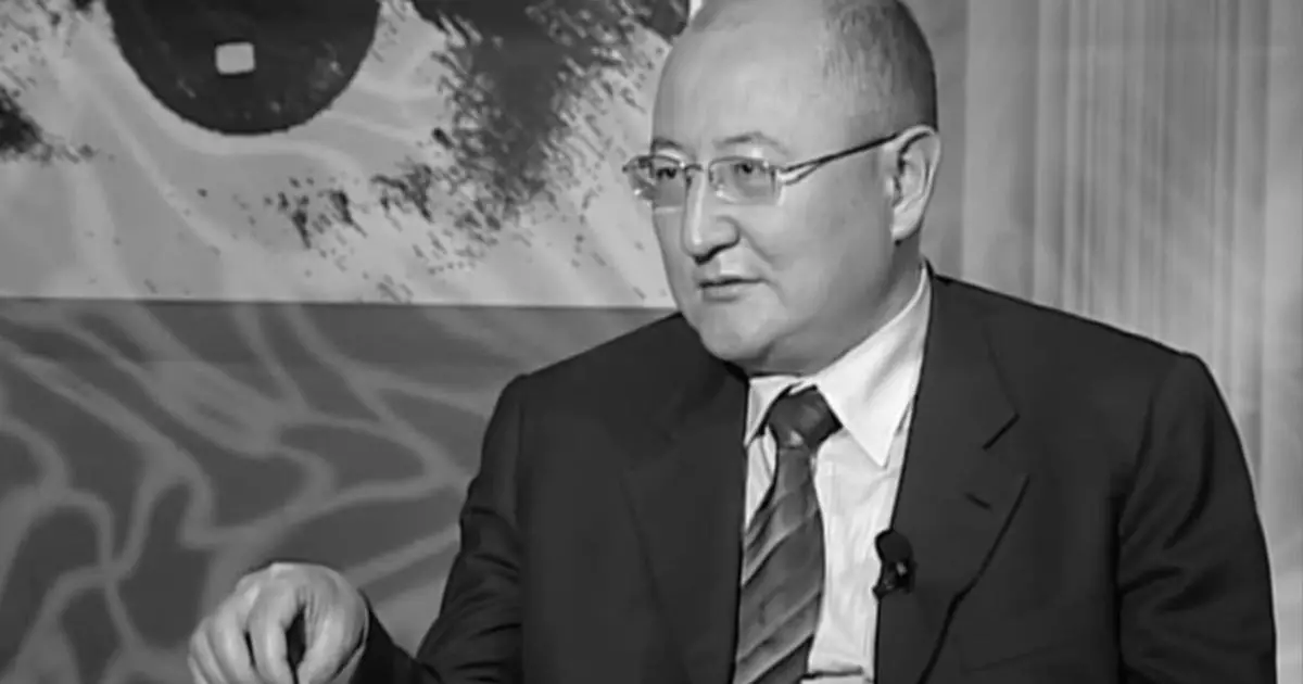  Болат Әбілев Алтынбек Сәрсенбаевтың қазасына 20 жыл толуына қатысты пікір білдірді 