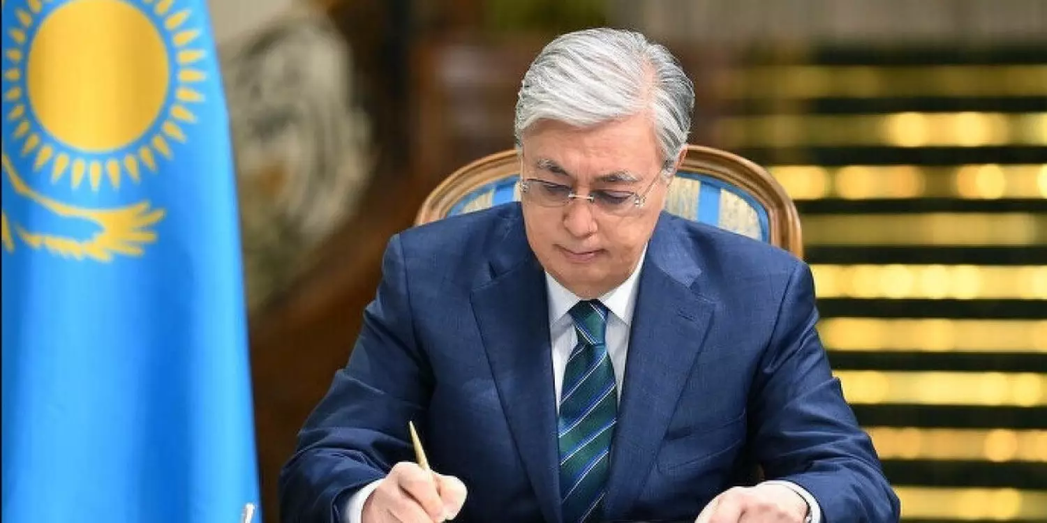 Тоқаев 15 наурызда республикалық референдум өткізу туралы Жарлыққа қол қойды