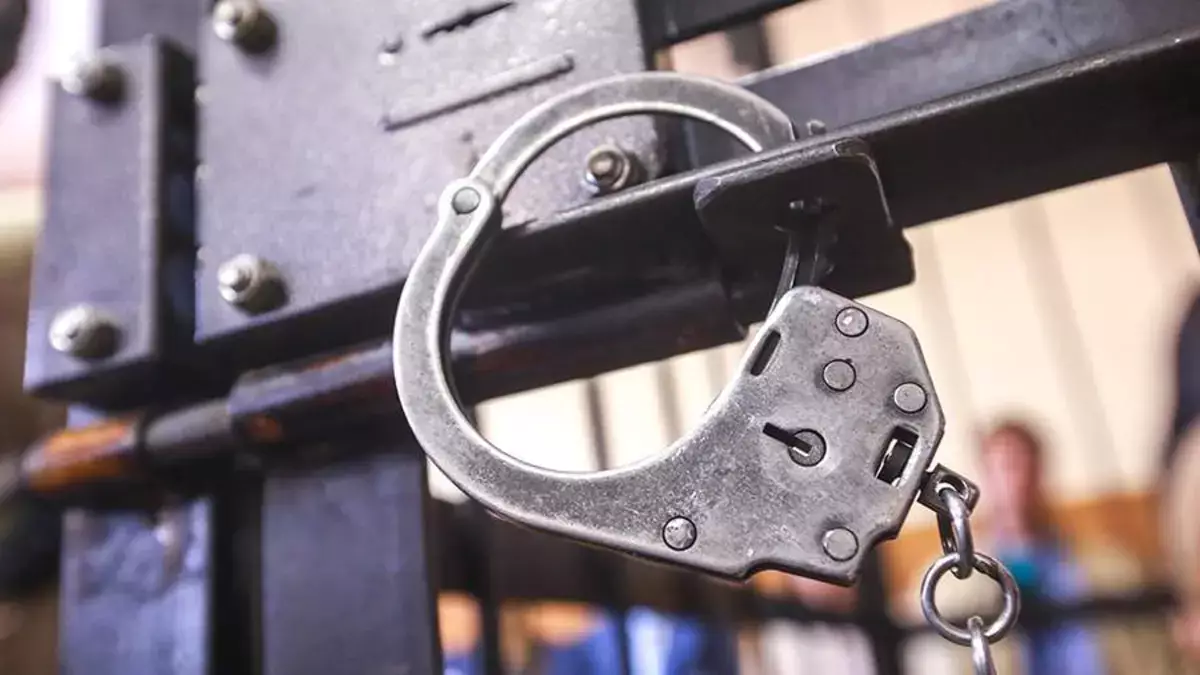 Полгода в тюрьме без вины: сколько платят за незаконные аресты в Казахстане - новости на Lada.kz 11.02.2026