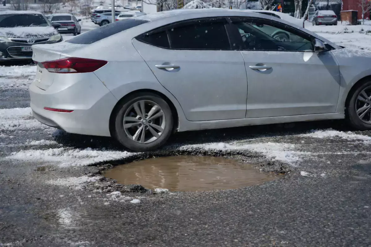 И так сойдет! В Мангистау выявили сотни нарушений при строительстве дорог - новости на Lada.kz 11.02.2026