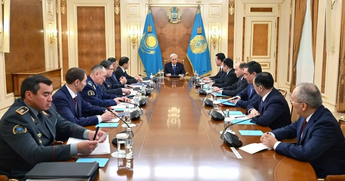  Тоқаев қоғамдық тәртіп мәселелері жөнінде кеңес өткізді 