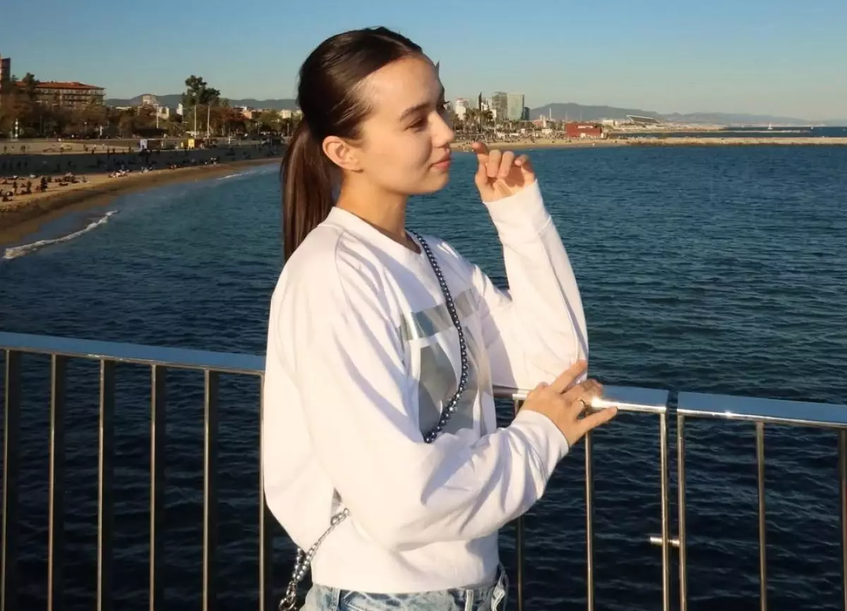 Сестра Димаша Кудайбергена рассказал о разнице в возрасте с супругом