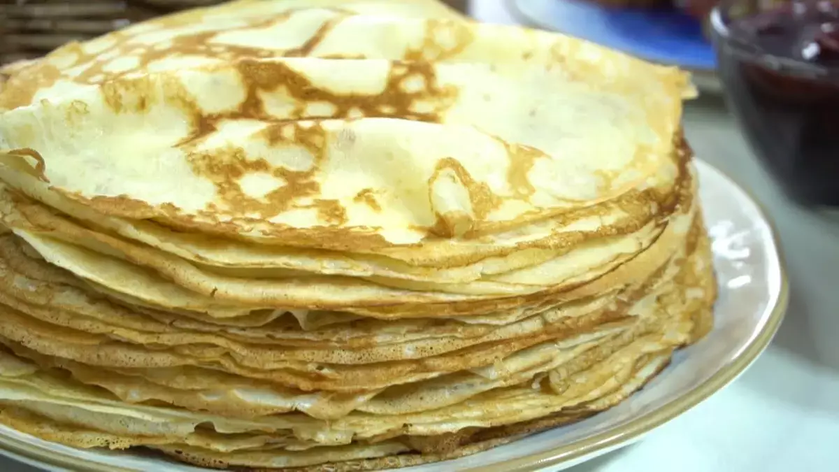 С чем ни в коем случае нельзя есть блины на Масленицу - новости на Lada.kz 11.02.2026