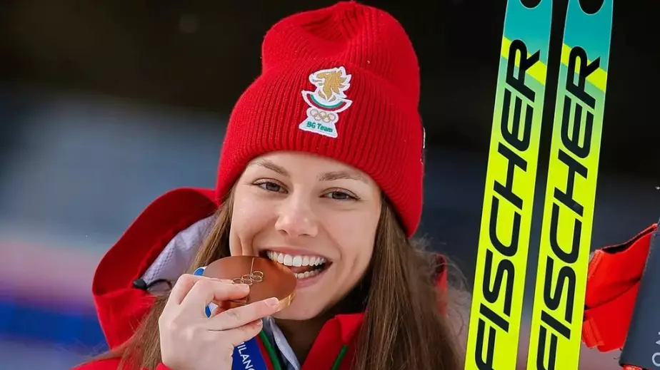 Главная сенсация Олимпиады-2026. Как биатлонистка из Болгарии забрала медаль
