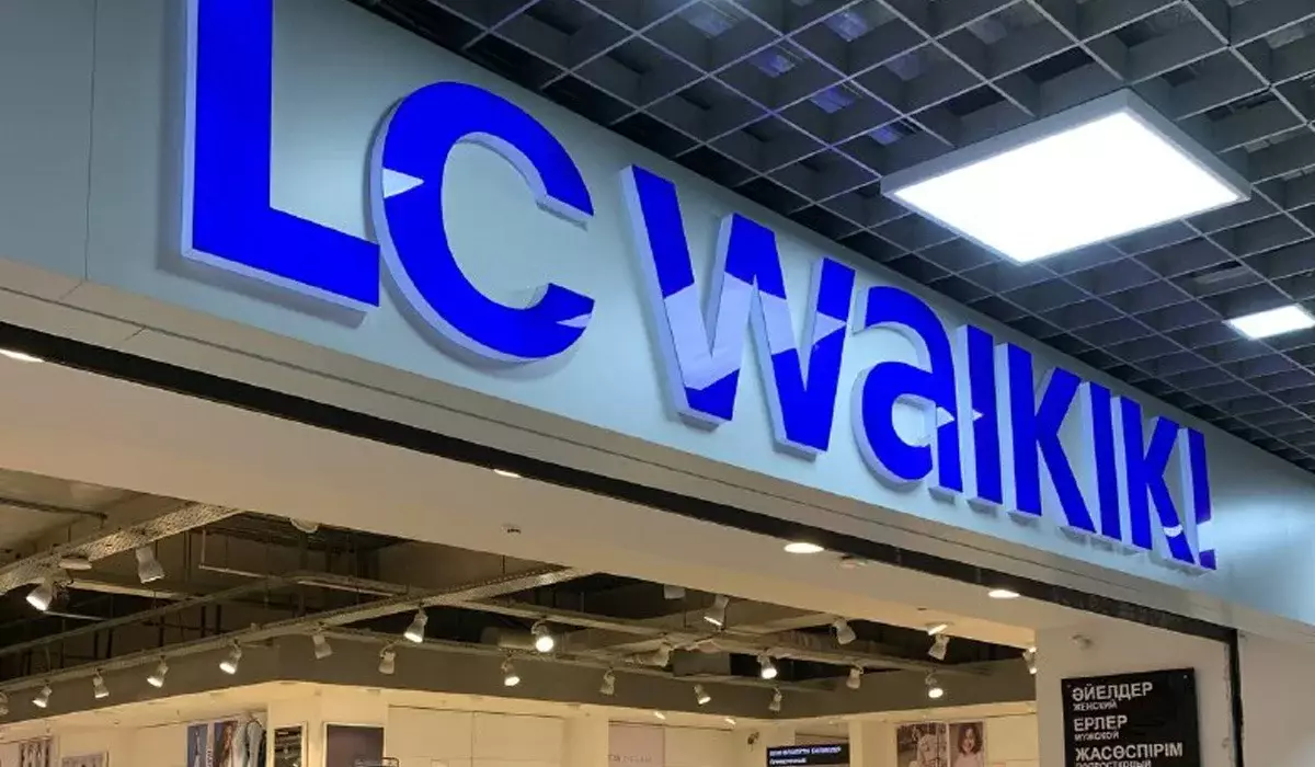 «Біреу қайтыс болса - сенің проблемаң»: Семейде күзет бастығы анасының қазасы үшін сұранған жігітті жұмыстан шығарып жіберген