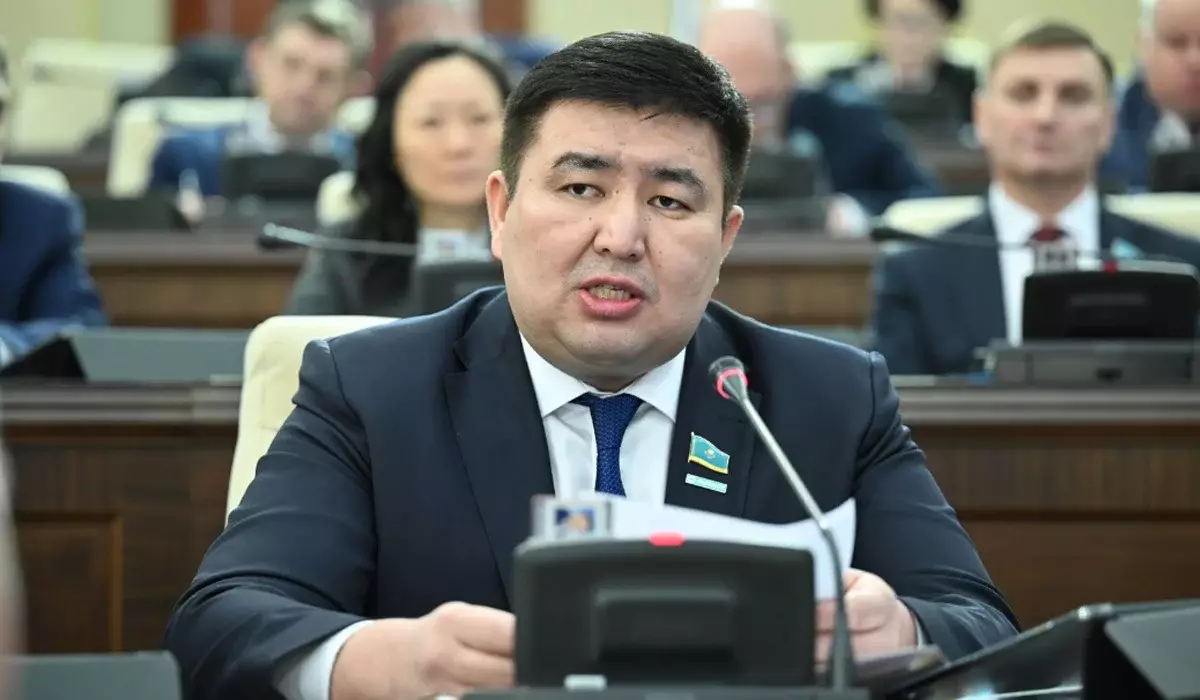 Елнұр Бейсенбаевтың депутаттық өкілеттілігі тоқтады