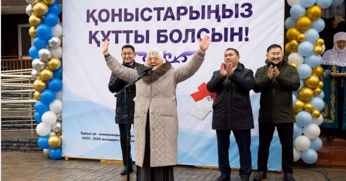   60 отбасы баспаналы болды   