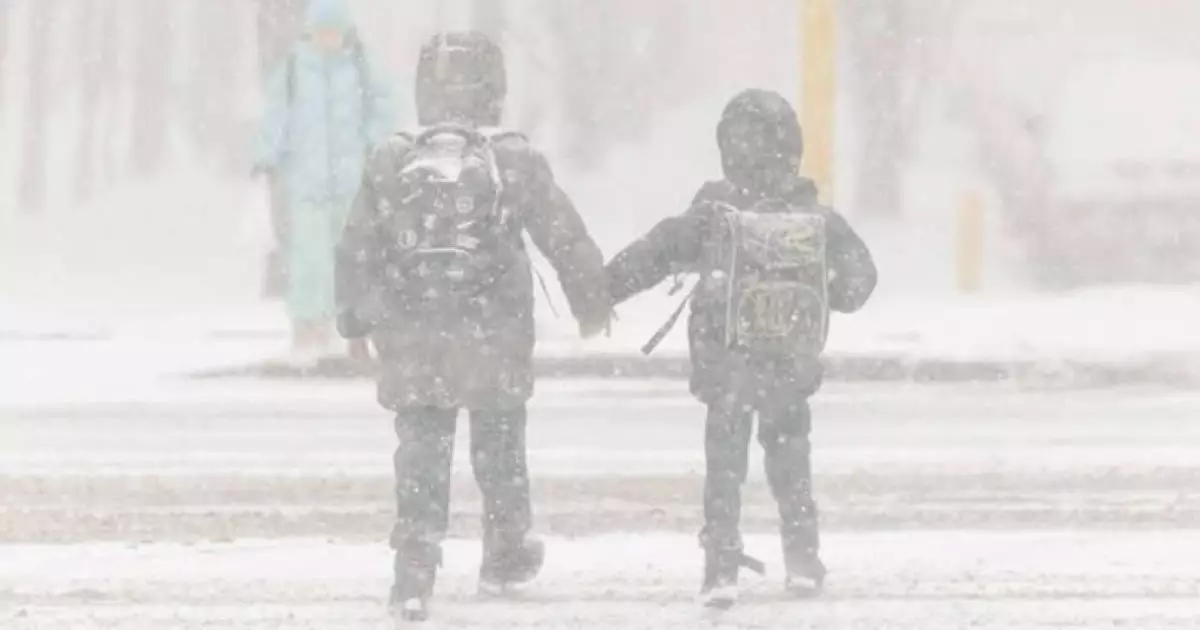  Отмена занятий сегодня в Астане: школьников перевели на онлайн 
