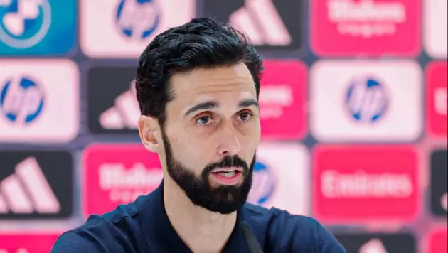 Лучший тренер АПЛ решил сменить Арбелоа и возглавить "Реал"