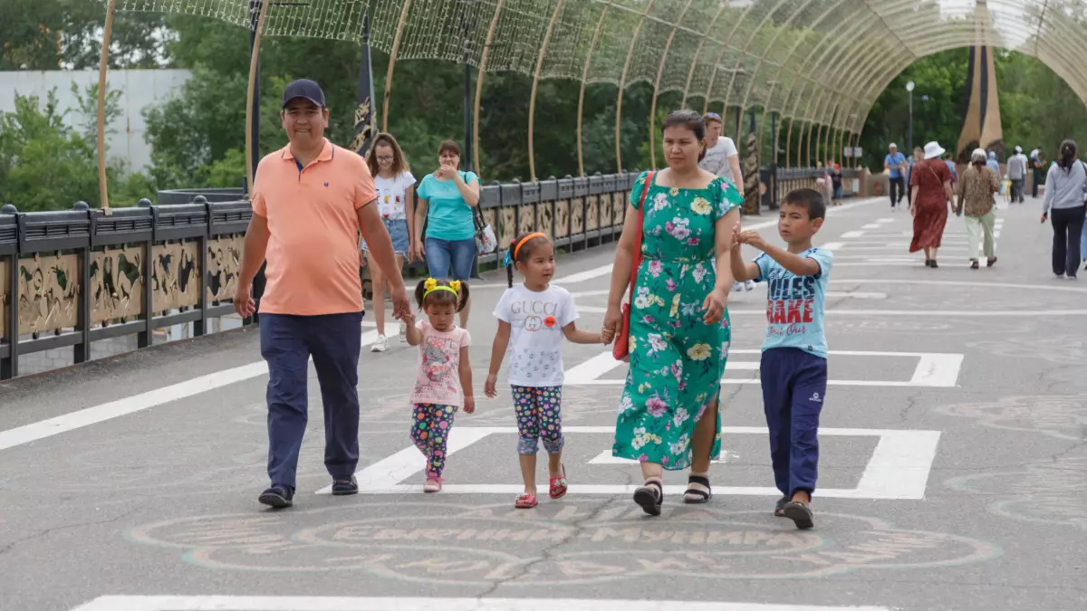 Жаңа Конституция жобасында неке мен отбасы құндылықтары айқындалды