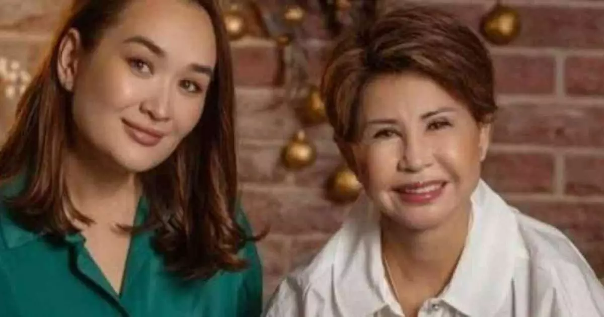  `Ол кісінің әр сөзі – үлкен сабақ`: Ақерке Бүркітбай енесі Роза Рымбаева туралы айтып берді (ВИДЕО) 