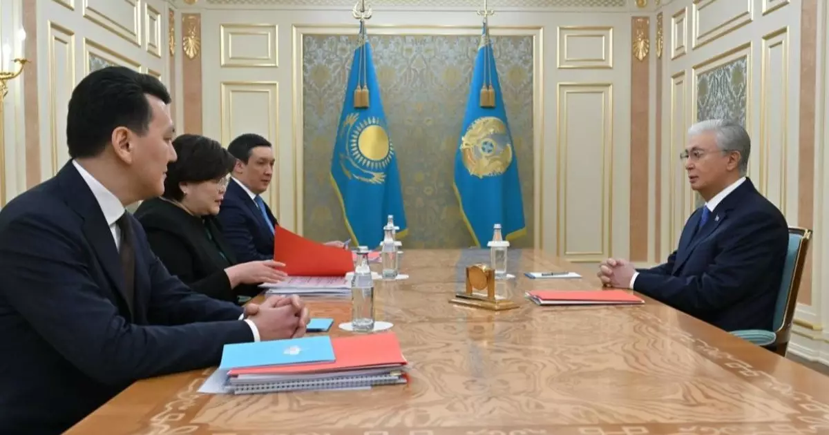  Парламент тарап, біршама атқарушы және заң шығарушы биліктің құрамы өзгереді — Конституция жобасының 95-бабы 