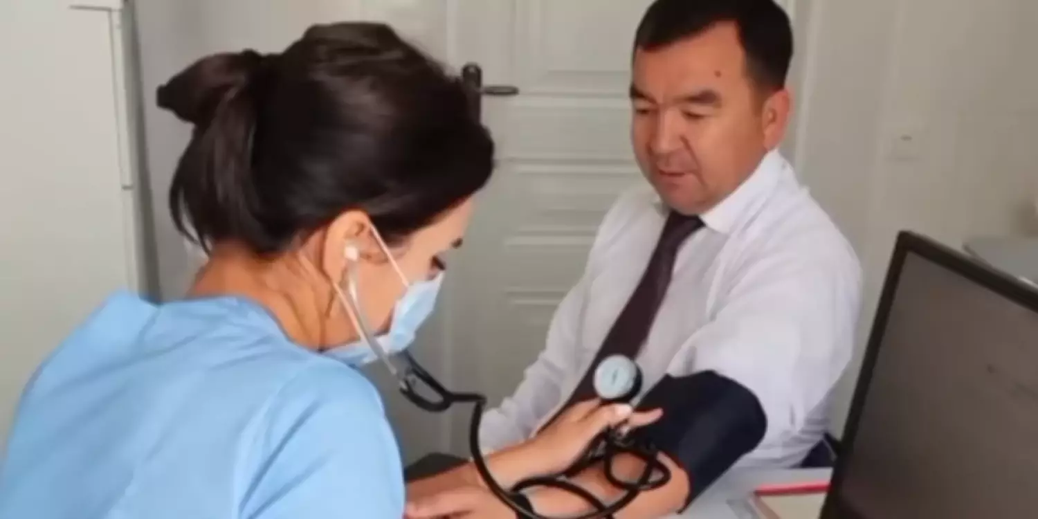 TikTok жұлдызына айналған Талғар қаласының әкімі денсаулығына байланысты қызметтен кетті