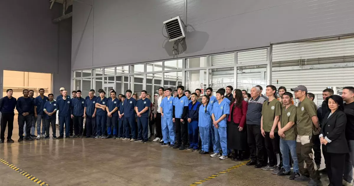  Сарапшы еңбек ұжымын жаңа Конституцияға дауыс беруге шақырды 