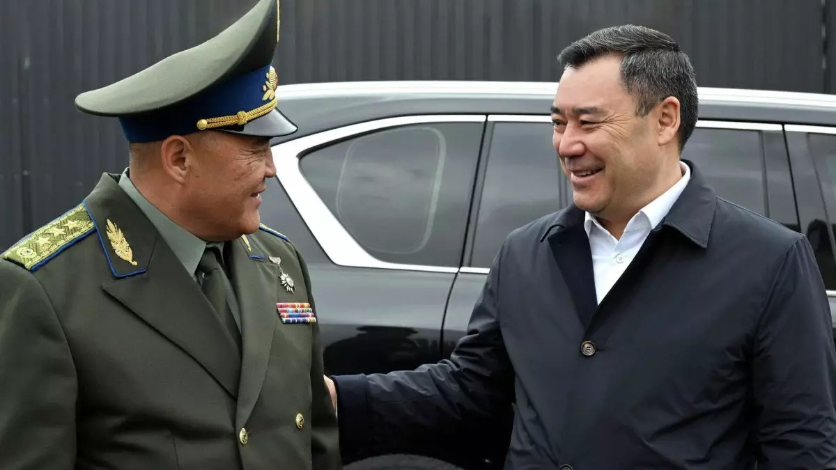 Жапаров пен Ташиев тандемінің күйреуі. Қырғызстан билігінде не болып жатыр?