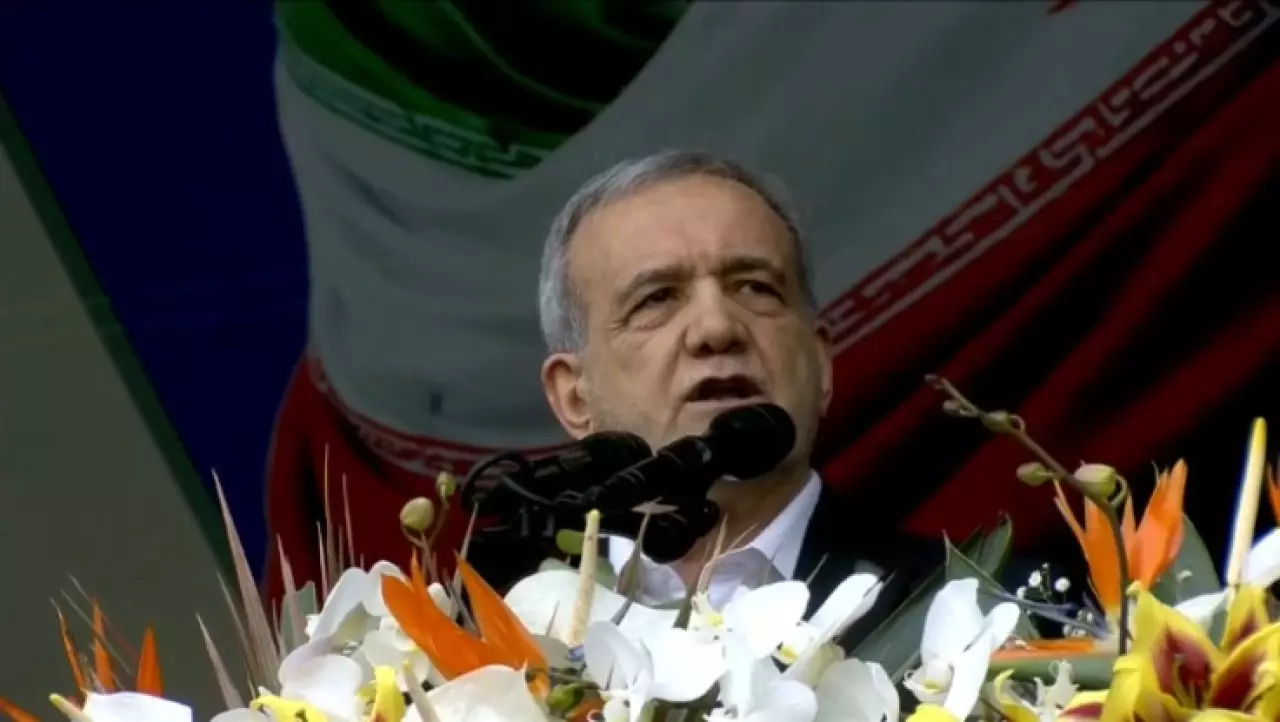 Пезешкиан: Иран готов допустить инспекторов МАГАТЭ на ядерные объекты