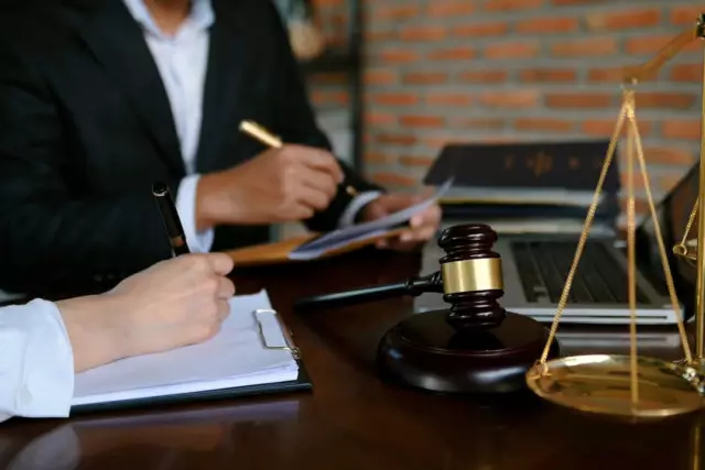 Адвокатура мәртебесі Конституцияға бөлек баппен енгізілді