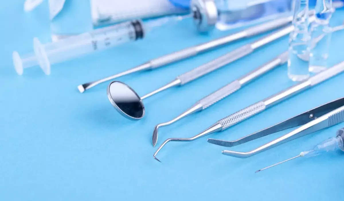 Недовольный лечением зубов казахстанец добился возврата миллиона тенге