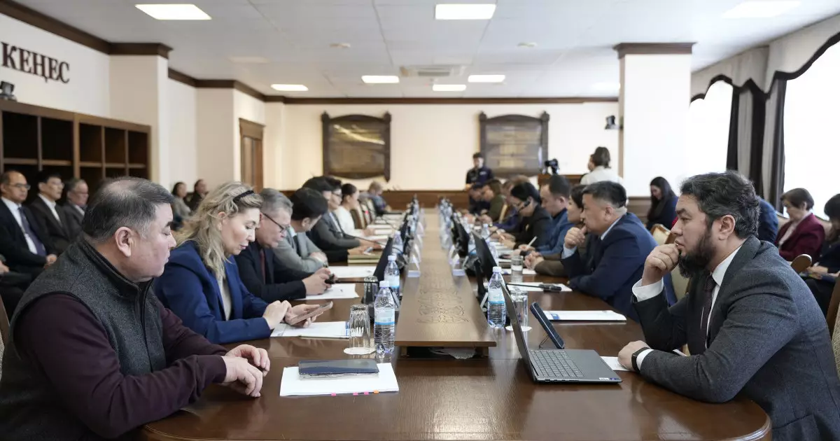  ЕҰУ академиялық қауымдастығы жаңа Конституция жобасын қолдады 