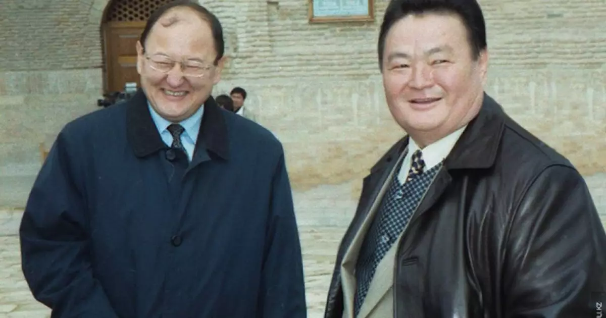  `Алтынбек Сәрсенбайұлы еш уақытта оппозиционер болған жоқ` (ВИДЕО) 