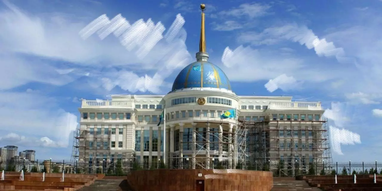 Казахстан ускоряет конституционную реформу за полгода.