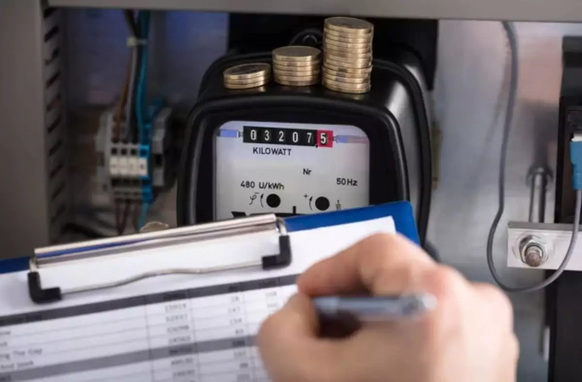 Қазақстандықтар коммуналдық қызметтердің күрт қымбаттағанына шағымдануда: Министрлік түсініктеме берді