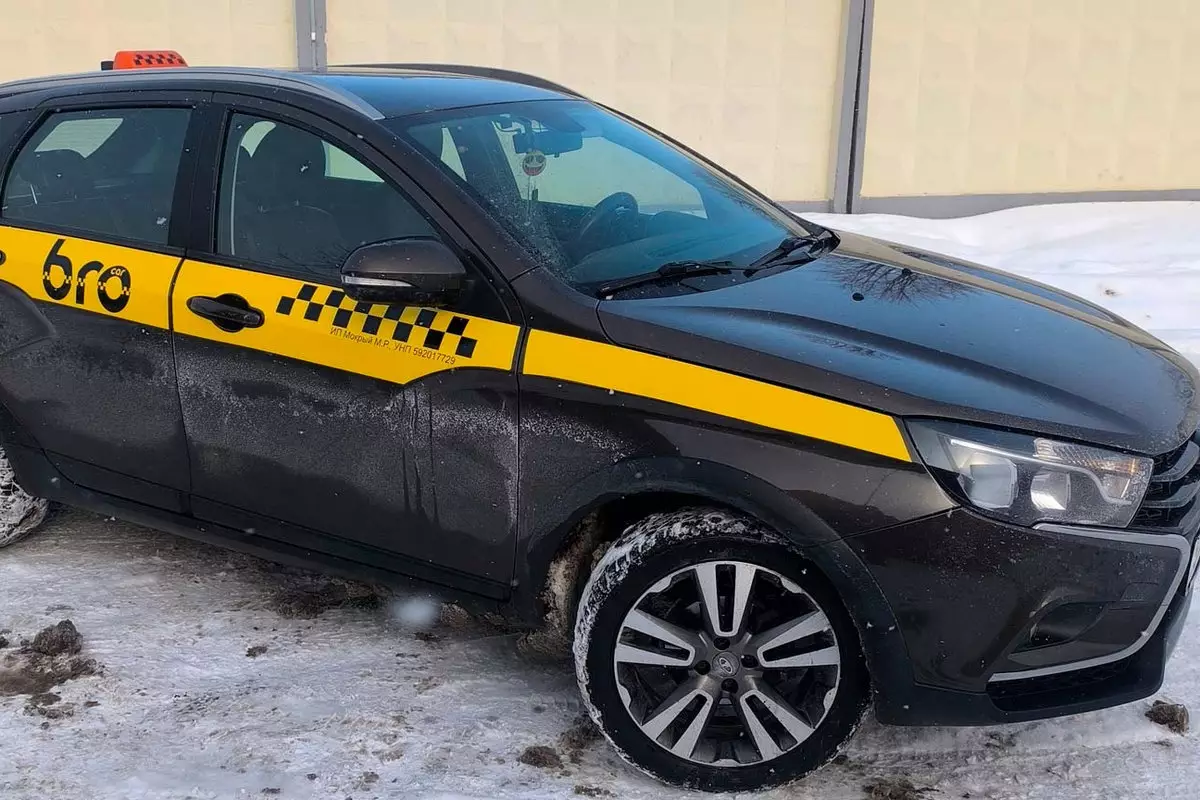 В Беларуси запустили новую службу такси из Казахстана.