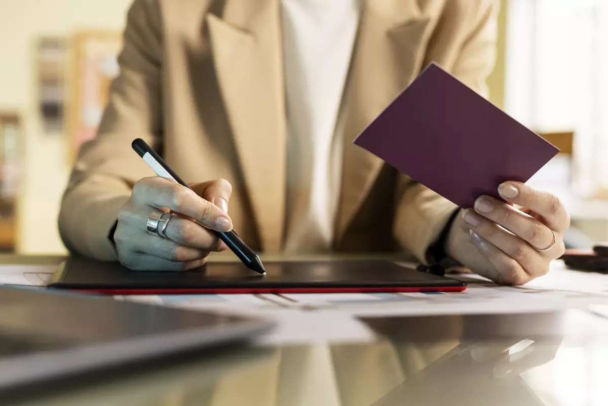 Задержка зарплаты и незаконные увольнения: что происходит с правами работников в Казахстане