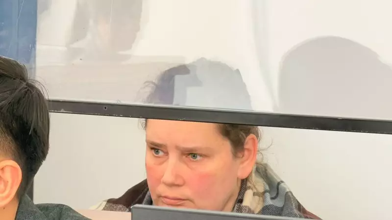 «Он избивал меня беременную»: жительницу Актобе судят за гибель мужа
