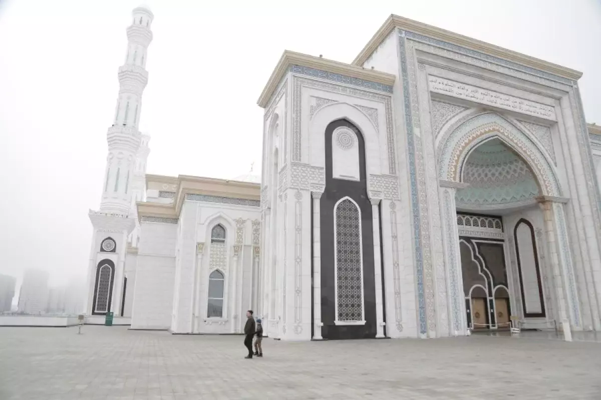 Что нельзя делать на Оразу: имам подробно ответил на вопросы казахстанцев