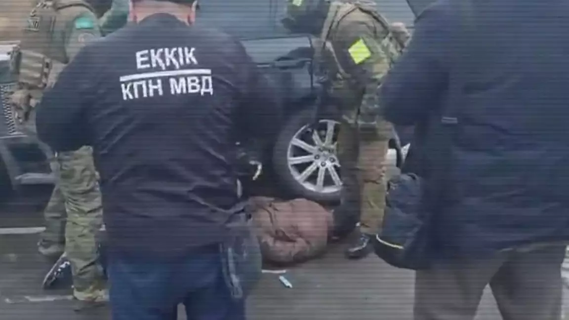 Алматы мен Алматы облысында интернет-есірткі дүкенінің 11 мүшесі ұсталды