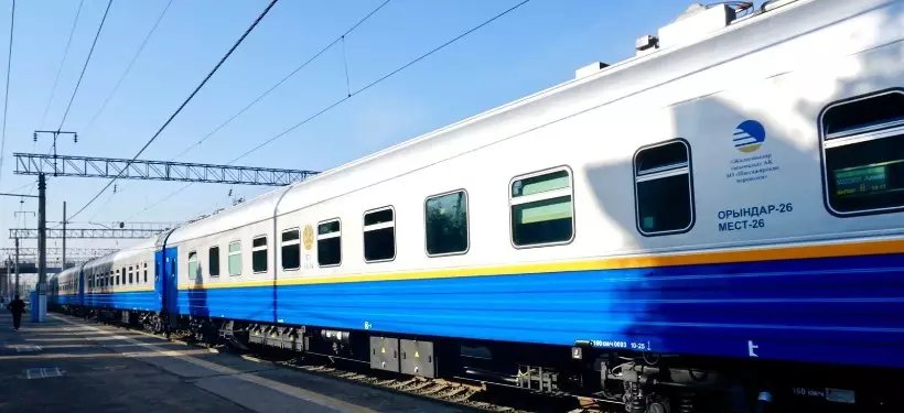 Чего нельзя делать в поездах, напомнили в КТЖ