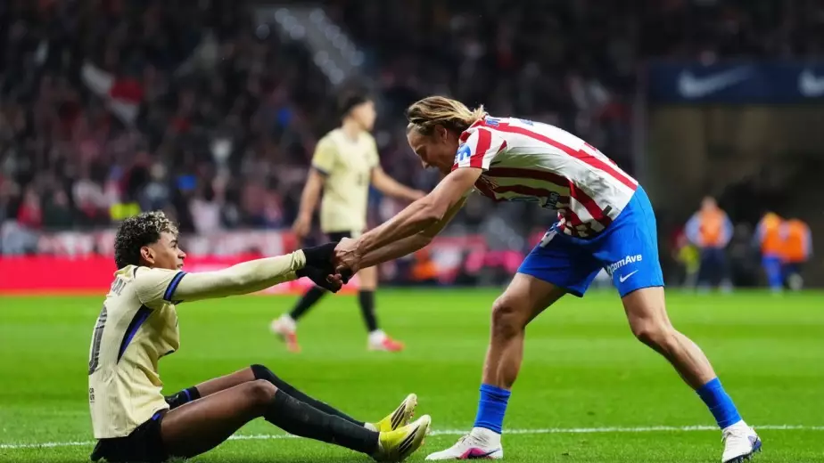 Видеообзор матча "Атлетико" - "Барселона" 4:0