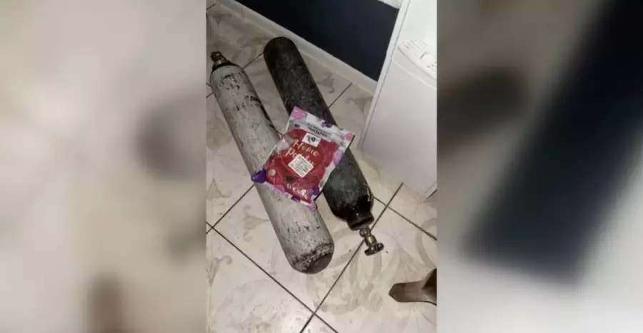 Қарағандыда массаж салондарының біріне рейд жүргізіліп, тосын нәрсе тәркіленді