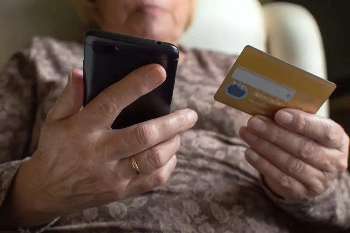 Что делать, если пенсия пропала с банковской карты