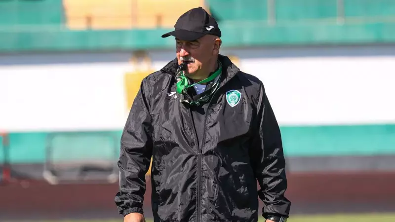 Черчесов: Кенжебекті толық футболшыға айналдыру қажет